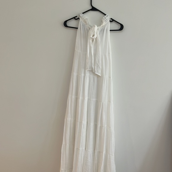 Red Dress Boutique White Tiered high neck maxi dress size L - Picture 3 of 4